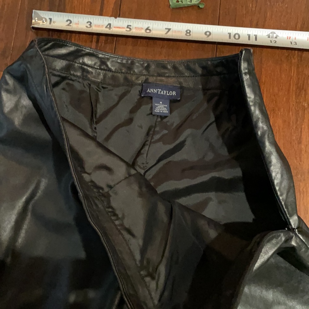 ANN TAYLOR 100% LEATHER PANTS - Picture 7 of 8